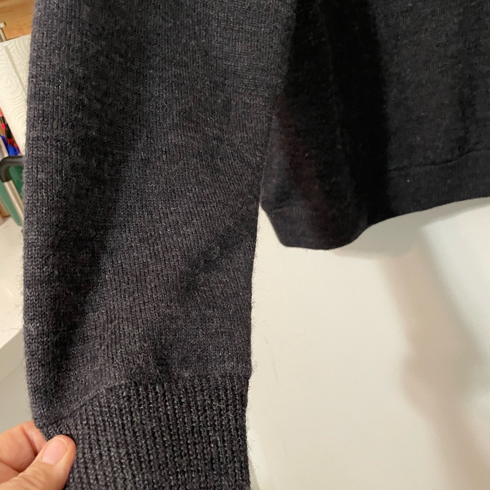 Cabela’s Outdoor Gear 1/4 Zip 100% WOOL LONG SLEEVE GRAY SWEATER elbow patches - Picture 4 of 7